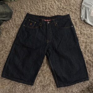 Rocawear denim jorts size 36

For the lowwww